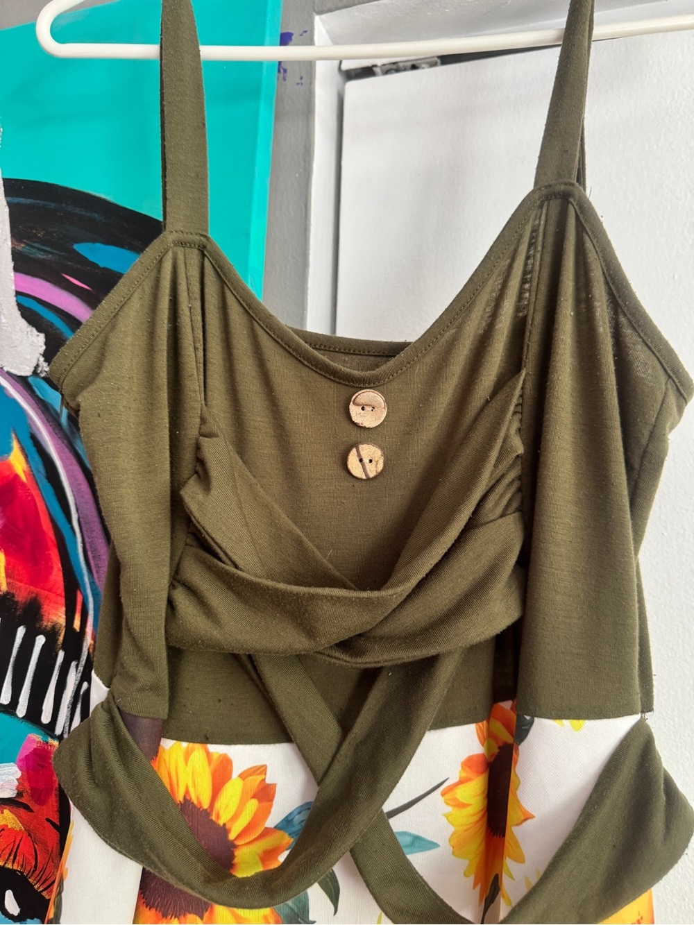 Boutique Olive Green Sunflower Criss Cross Sundress Size Large - Picture 7 of 8